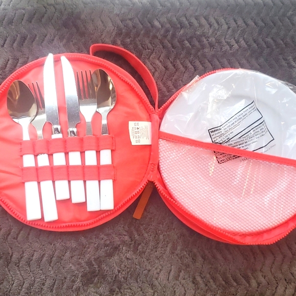 Sunnylife Picnic Set - Picture 1 of 7